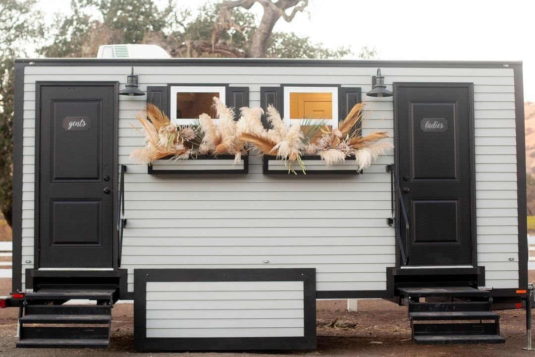 Trailer positioned at wedding